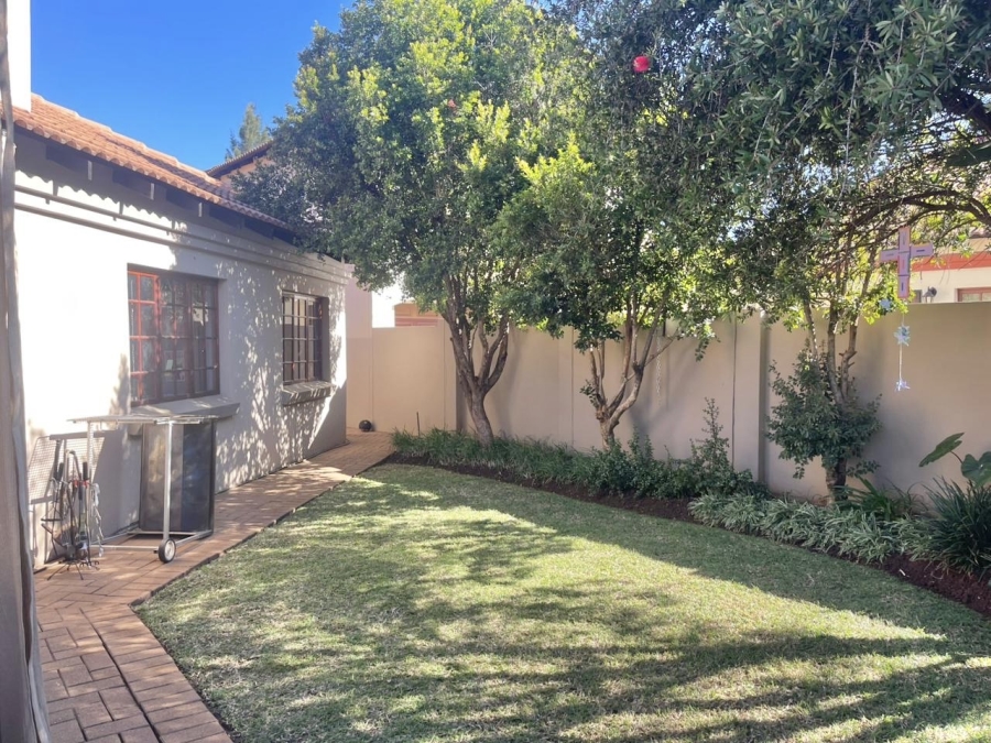 To Let 3 Bedroom Property for Rent in Melodie North West